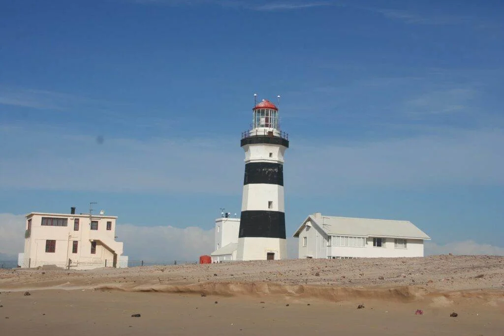 Port Elizabeth Attractions - Port Elizabeth Beachfront Accommodation + Self Catering Accommodation