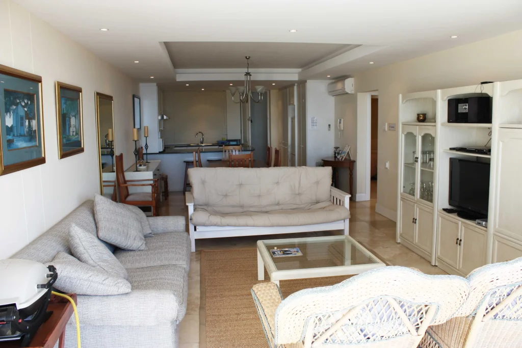 Apartment 1 - Port Elizabeth Beachfront Accommodation + Self Catering Accommodation